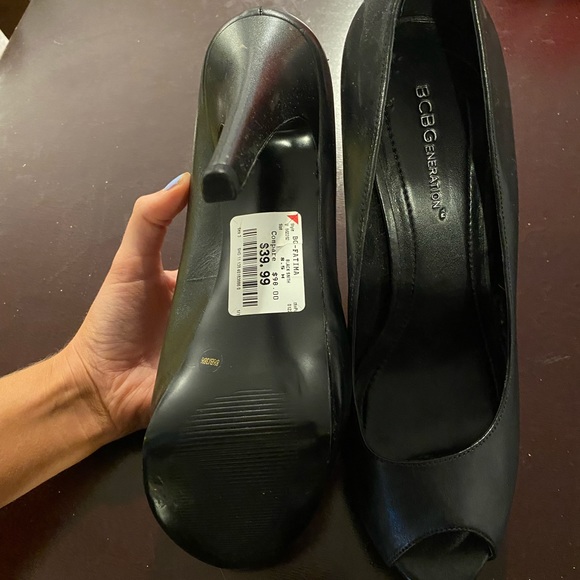 Black Open Toe Pumps - Picture 4 of 4